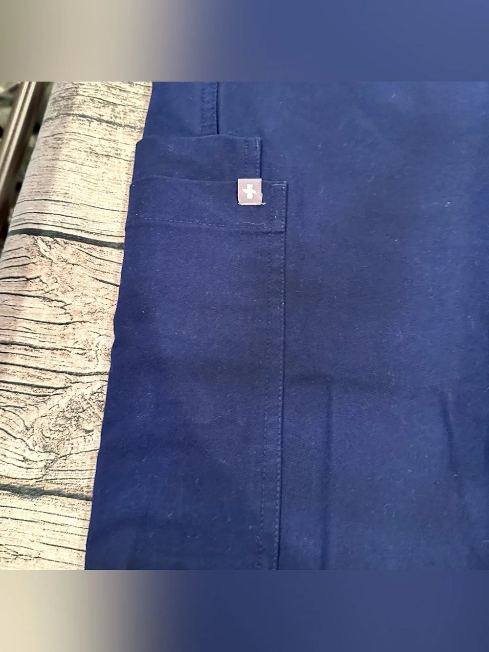 Figs Matching Navy Scrub Set: Axim Pants & Leon Top Both Size Medium